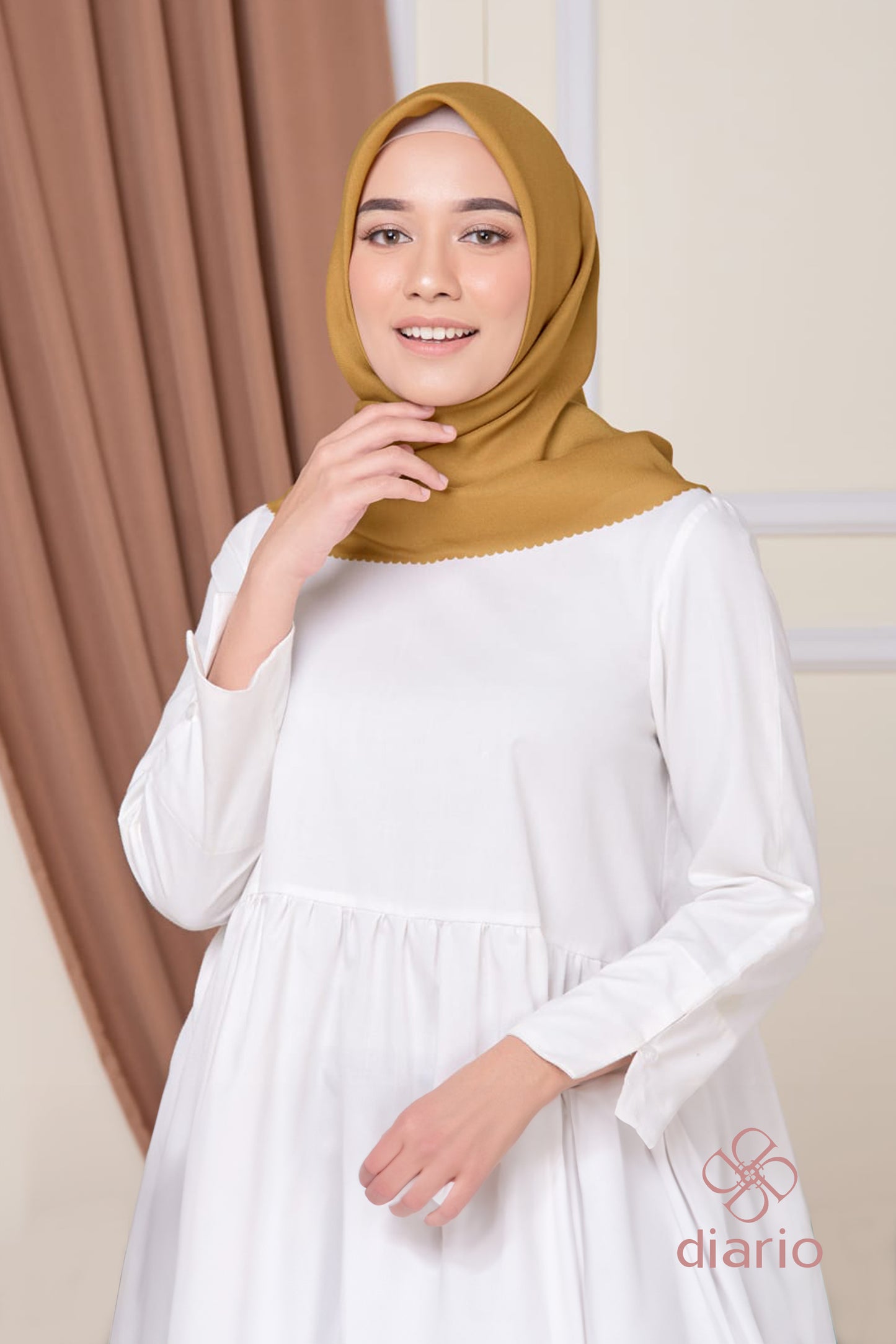 Diario - Kerudung Segi Empat Ultrafeel LC Plain Scarf